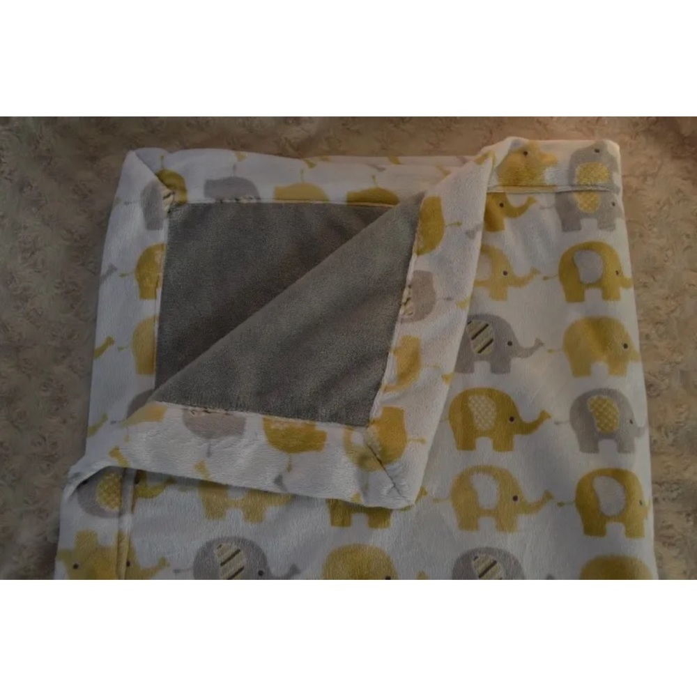 S.L. Home Fashions Elephant Baby Blanket White Gray Security Lovey S L RN 119741